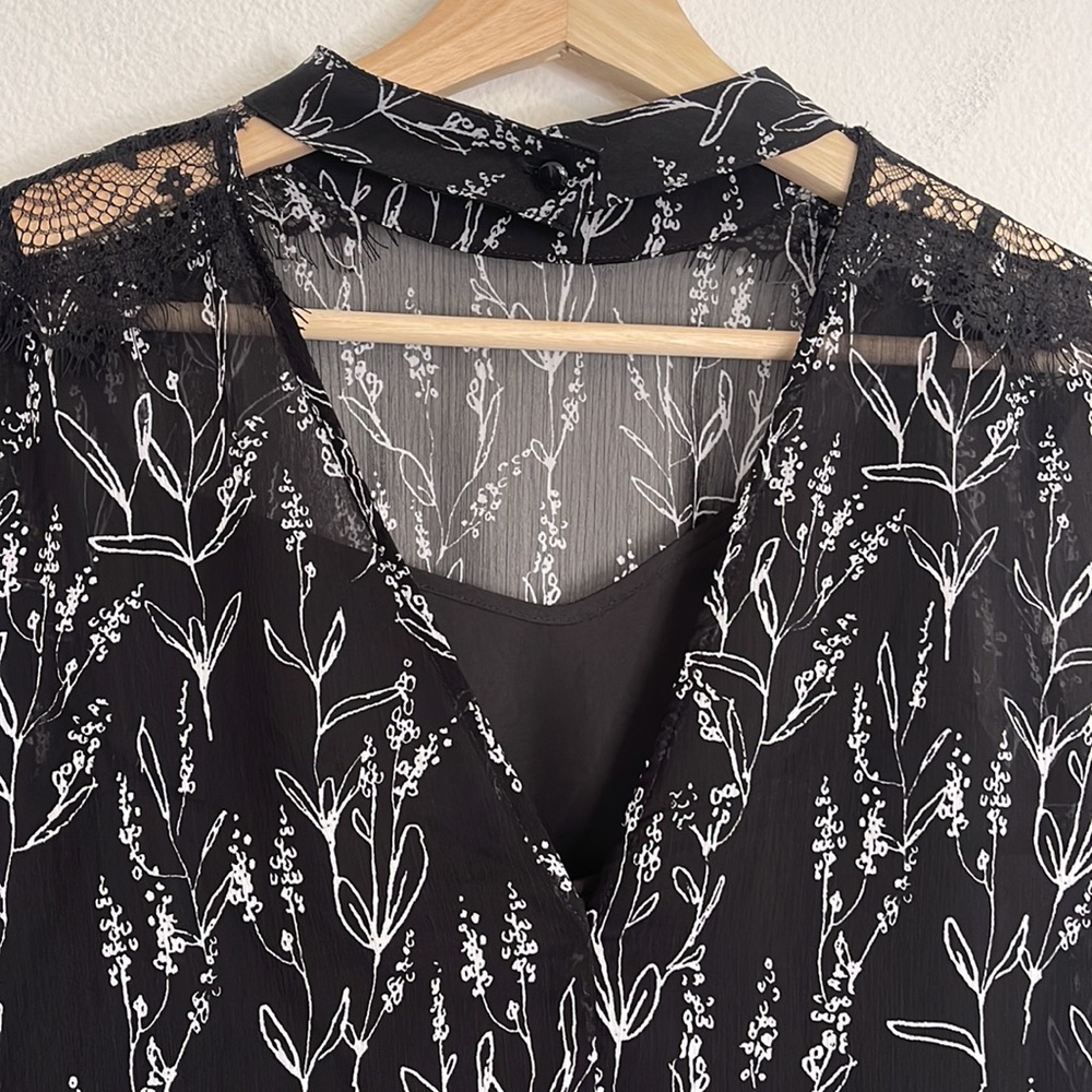 Zara Basic dress with lace details on shoulders & bottom NWT